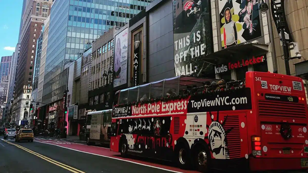 NYC Hop on Hop Off bus tours are the easiest way to see alot of New York