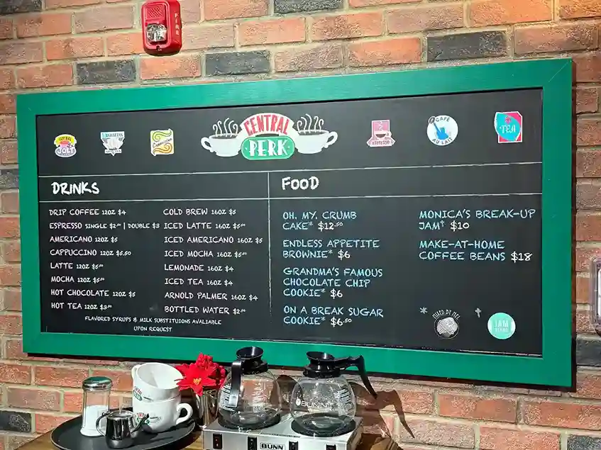 We got to have a latte in the famous Central Perk Cafe!