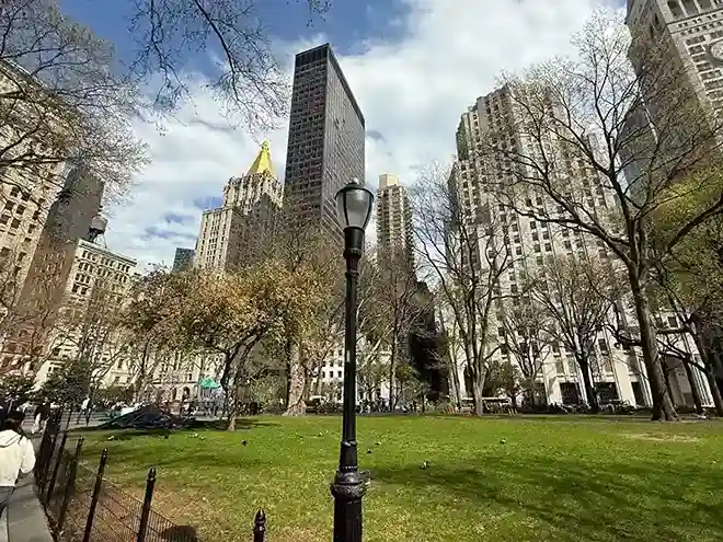 New York Weather in March: Beginning of Spring in Madison Square Park