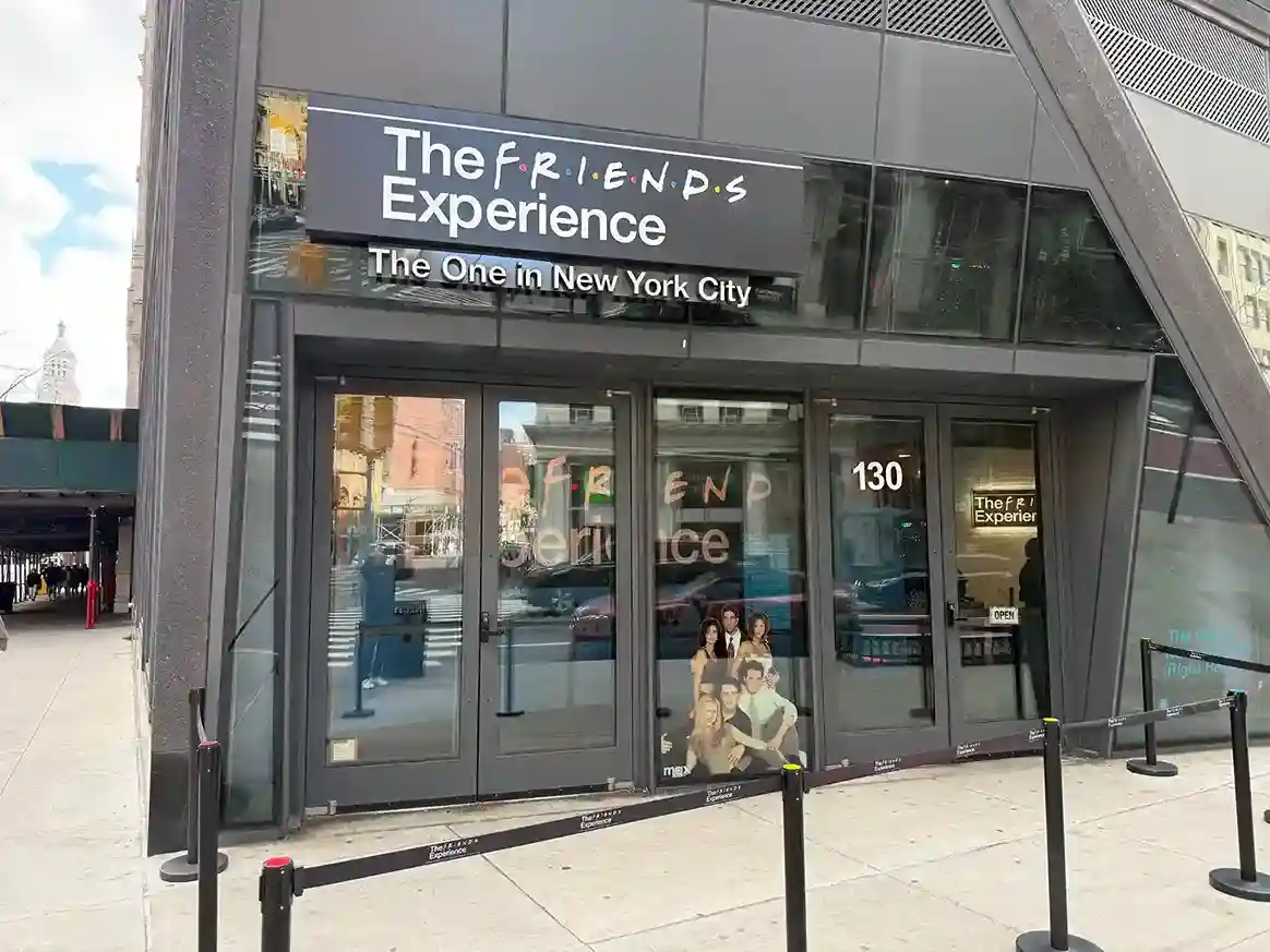 Friends Experience NYC: Outside Entrance