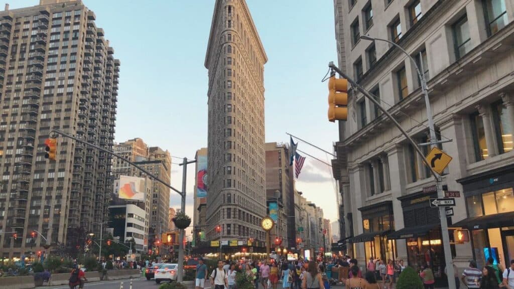 Daniel Burnham: The Architect Who Gave New York Its Most Iconic Building in the Flatiron District. These are now Flatiron Building Condos.